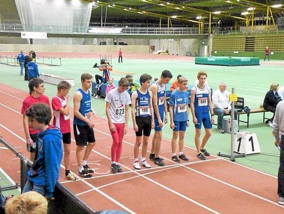 Die Eper 800 m-Läufer (hier Theo Leuders und Philipp Pfeiler) waren flott unterwegs. 